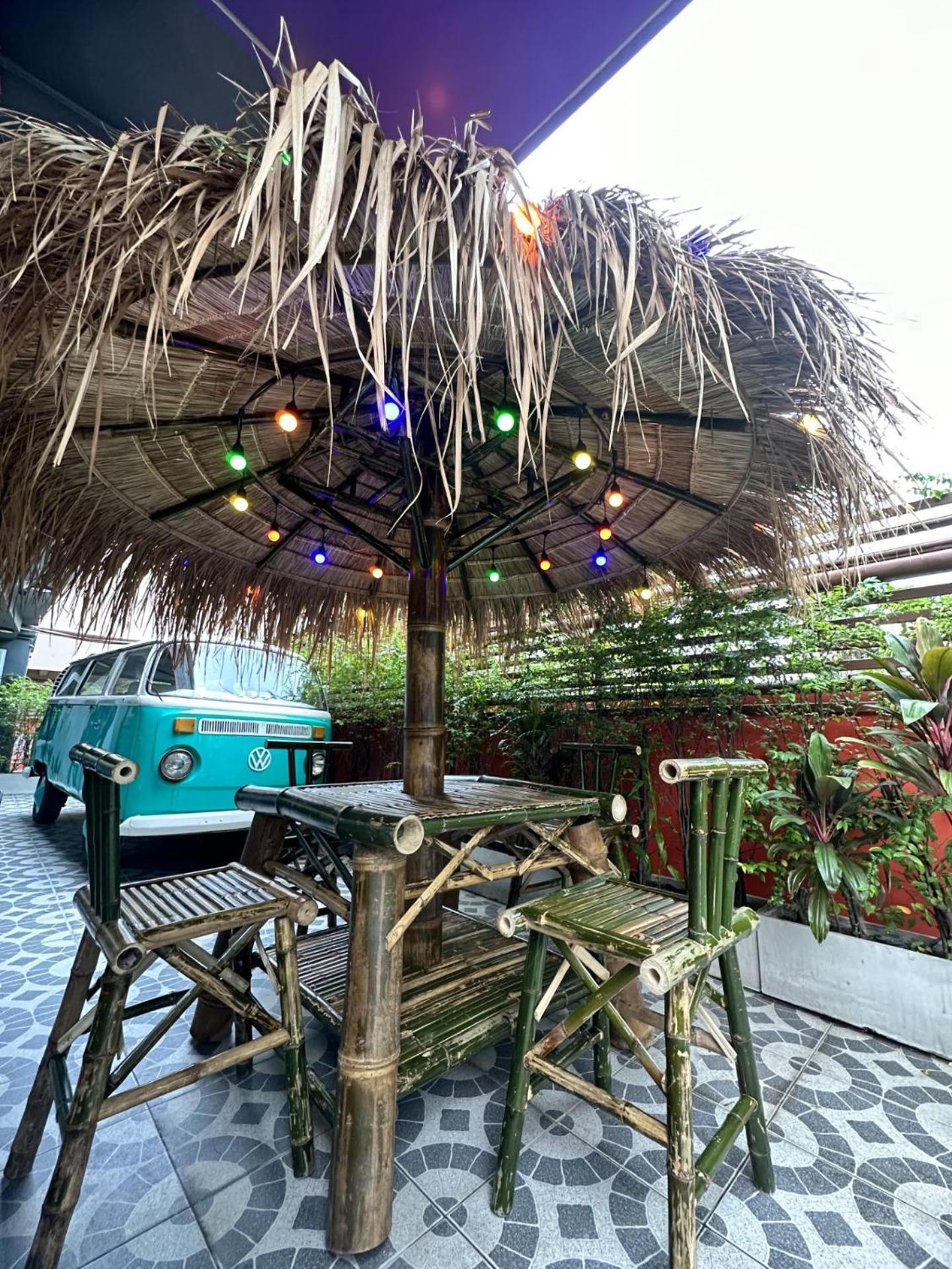 เอช-ดิสตริก บูทิก พอชโฮเต็ล Hostel กรุงเทพมหานคร ภายนอก รูปภาพ