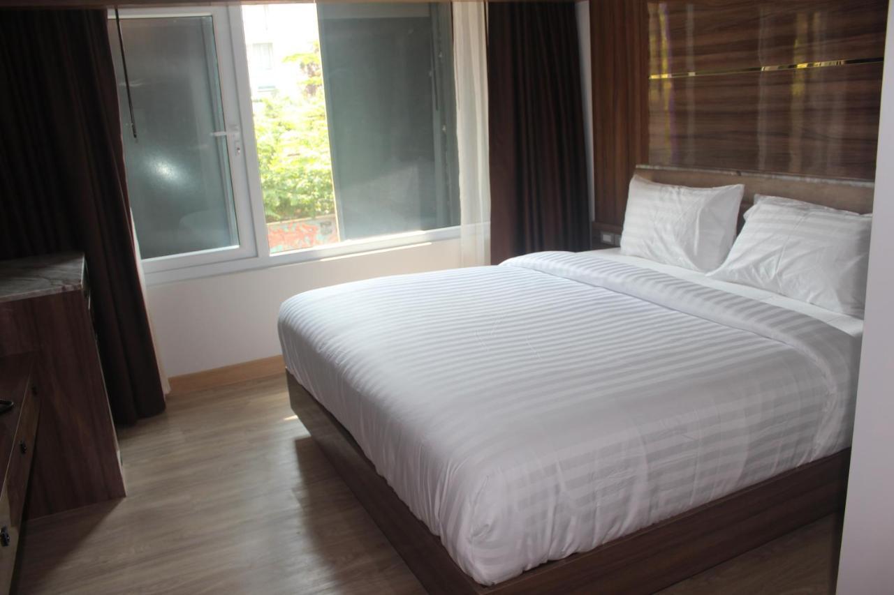 เอช-ดิสตริก บูทิก พอชโฮเต็ล Hostel กรุงเทพมหานคร ภายนอก รูปภาพ