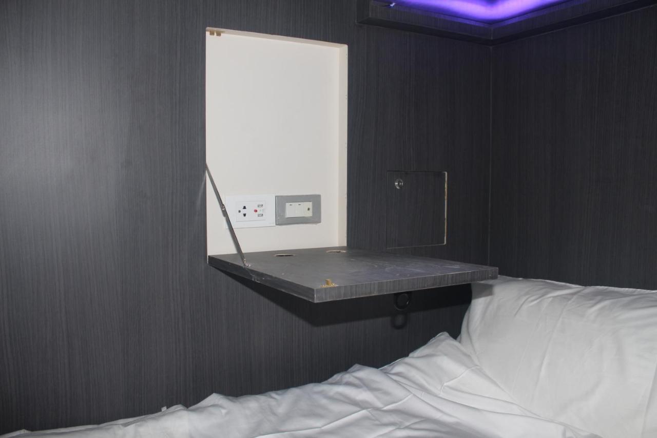 เอช-ดิสตริก บูทิก พอชโฮเต็ล Hostel กรุงเทพมหานคร ภายนอก รูปภาพ